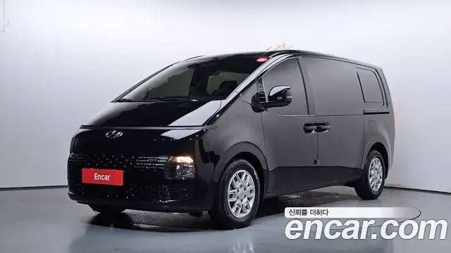 Hyundai Staria, 2022