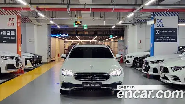 Mercedes-Benz E-Class, 2022