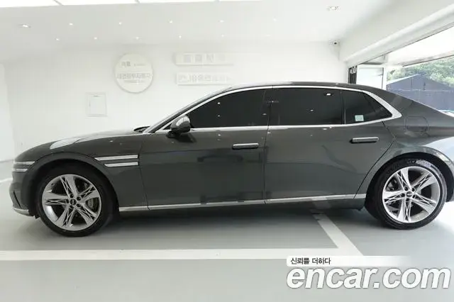 Genesis G90, 2022