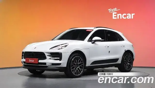 Porsche Macan, 2021