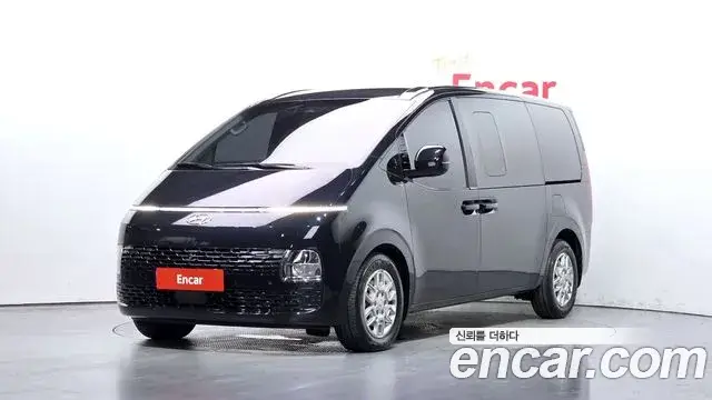 Hyundai Staria, 2023