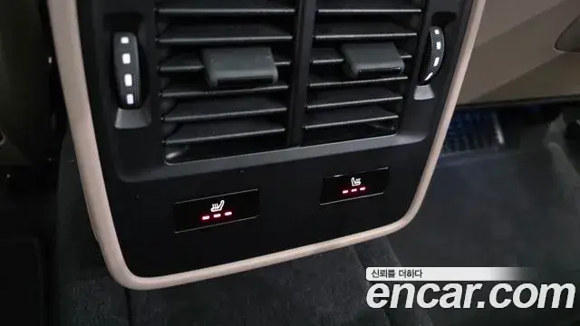 Porsche Taycan, 2021