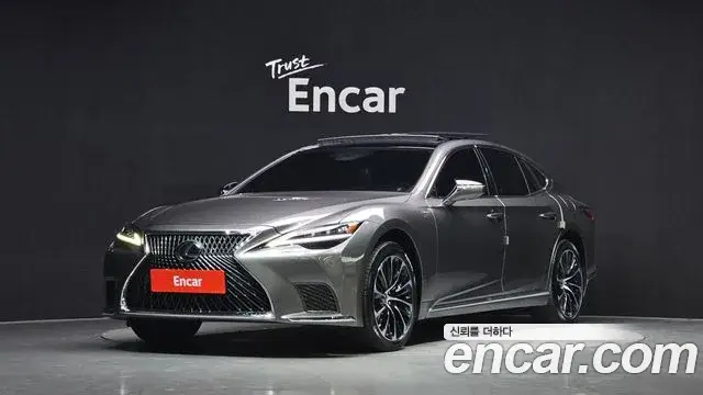 Lexus LS500, 2021