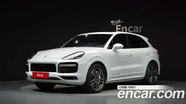 Porsche Cayenne, 2023