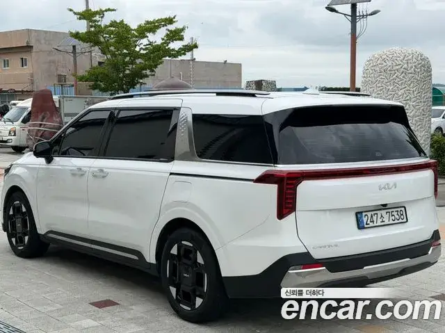 Kia Carnival, 2025