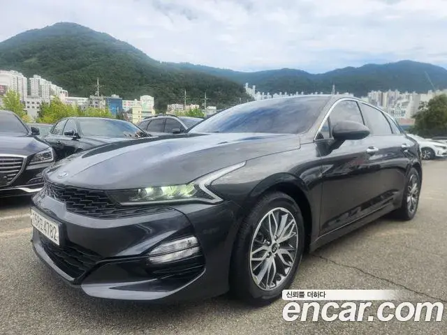 Kia K5, 2020