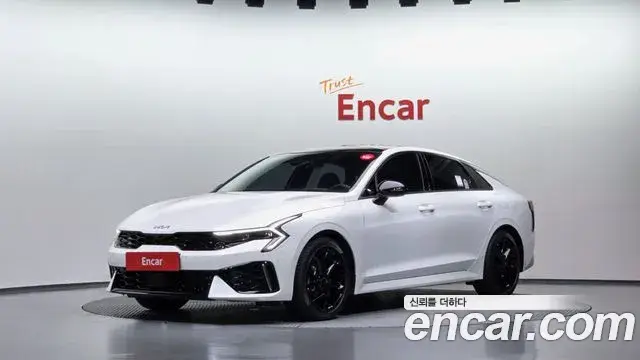 Kia K5, 2025