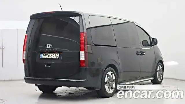Hyundai Staria, 2021