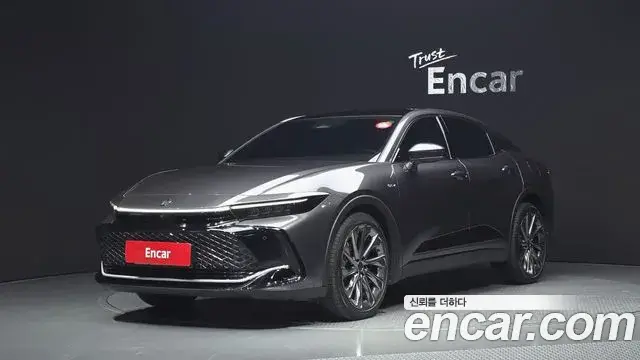 Toyota Crown Crossover, 2024