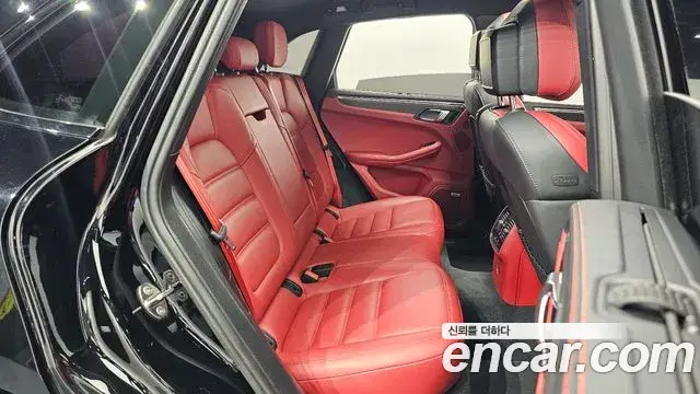 Porsche Macan, 2020
