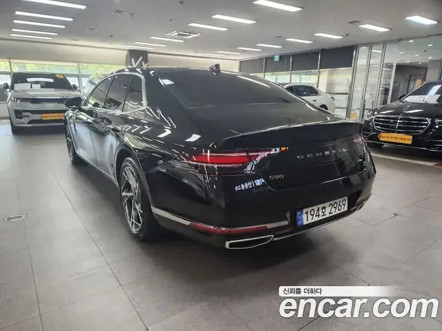 Genesis G90, 2022