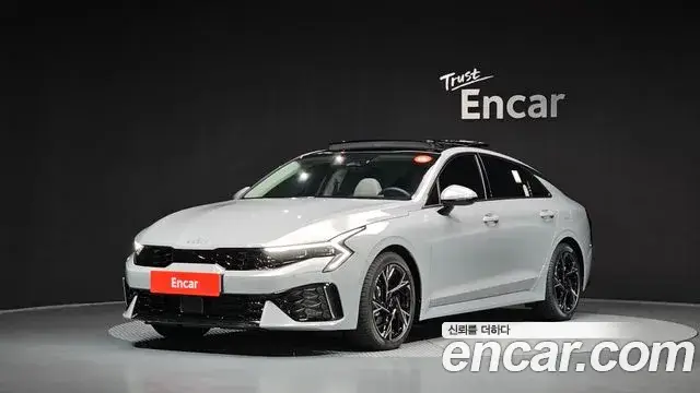 Kia K5, 2025