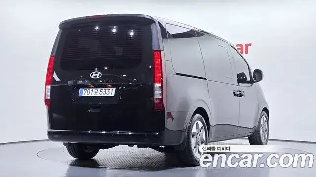Hyundai Staria, 2025