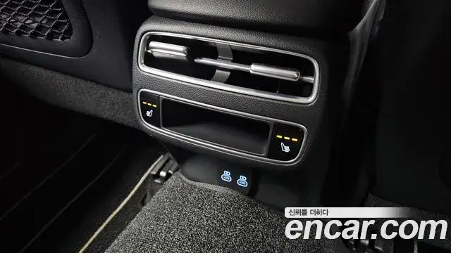 Genesis GV70, 2025