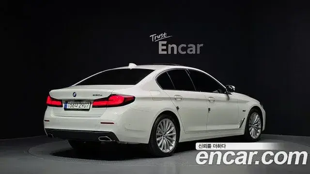 BMW 5 Series, 2022