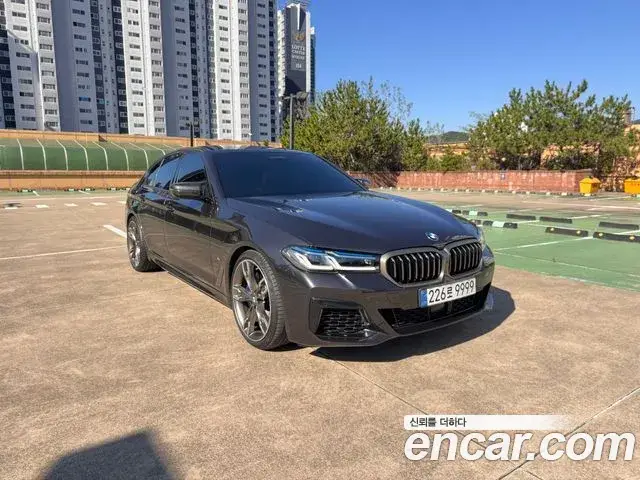 BMW 5 Series, 2022