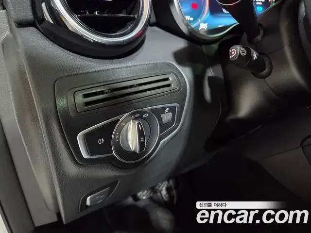Mercedes-Benz GLC-Class, 2021