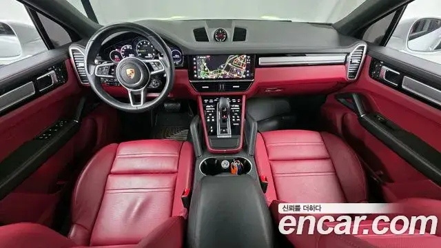 Porsche Cayenne, 2023