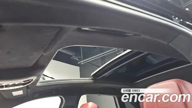 Porsche Macan, 2023
