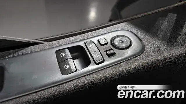 Hyundai Staria, 2023