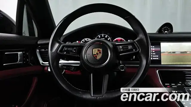 Porsche Panamera, 2021