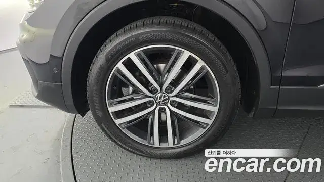 Volkswagen Tiguan, 2021