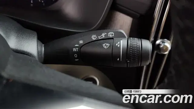 Volvo XC40, 2025