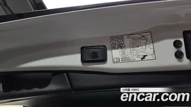Toyota RAV4, 2024