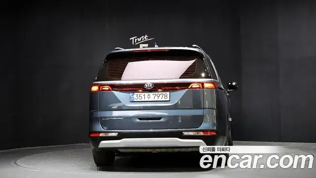 Kia Carnival, 2021