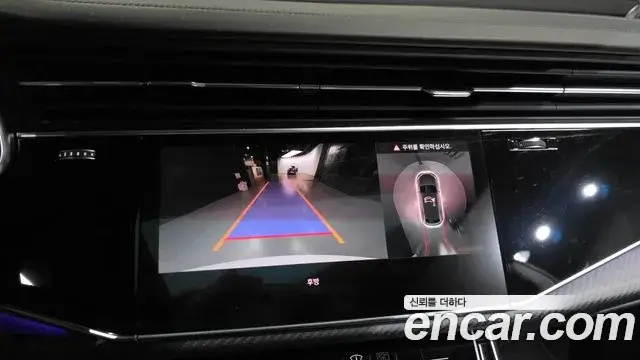 Audi RSQ8, 2025