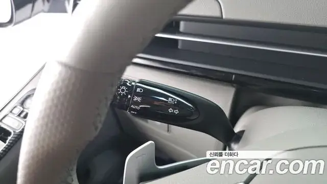 Hyundai Staria, 2023