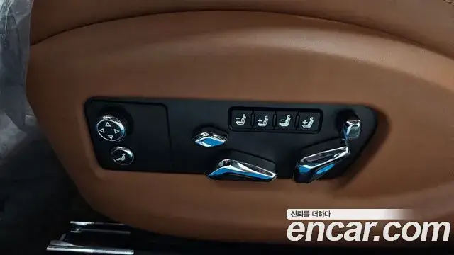 Bentley Flying Spur, 2022