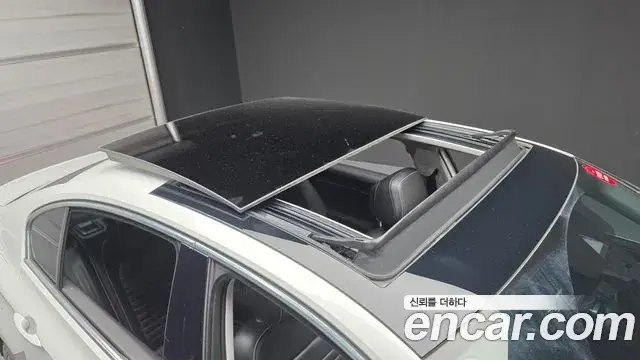 Volkswagen Passat GT, 2022