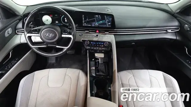 Hyundai The New Avante Hybrid, 2021