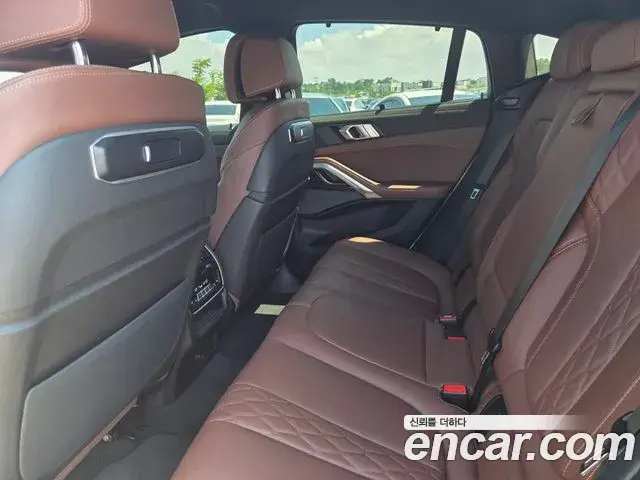BMW X6, 2025