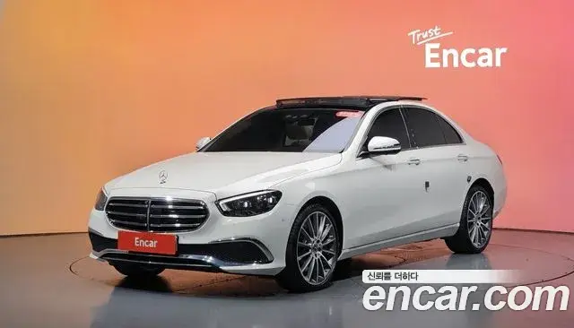 Mercedes-Benz E-Class, 2023