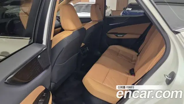 Lexus NX350h, 2025