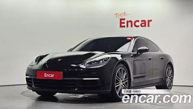 Porsche Panamera, 2020