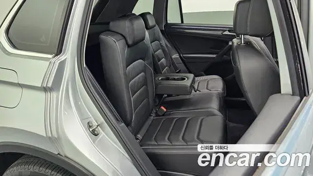 Volkswagen Tiguan, 2021