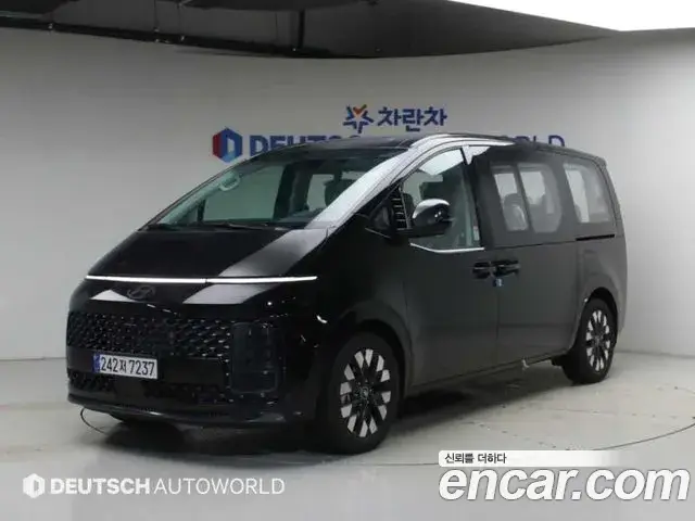 Hyundai Staria, 2025