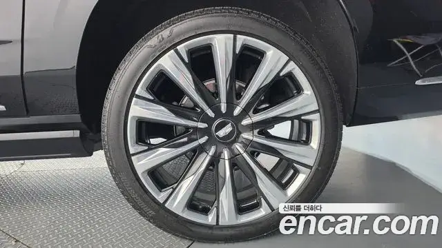 Cadillac Escalade, 2026