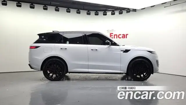 Land Rover Range Rover Sport, 2026