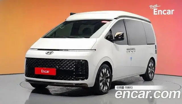 Hyundai Staria, 2023