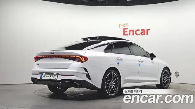 Kia K5, 2021