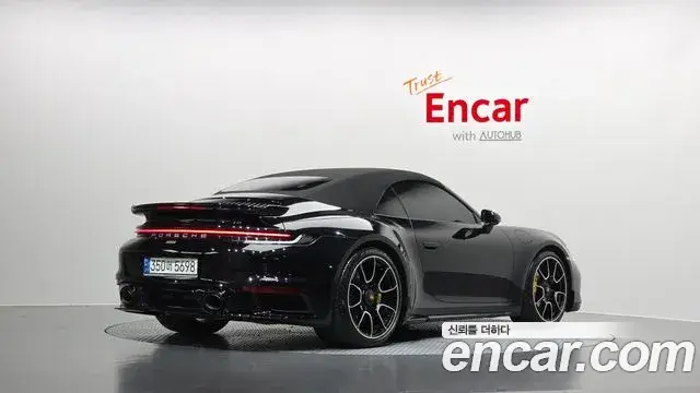 Porsche 911, 2021