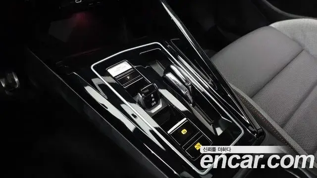 Volkswagen Golf, 2023