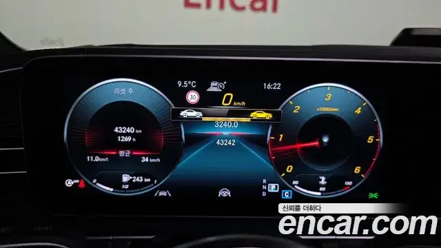 Mercedes-Benz GLE-Class, 2022