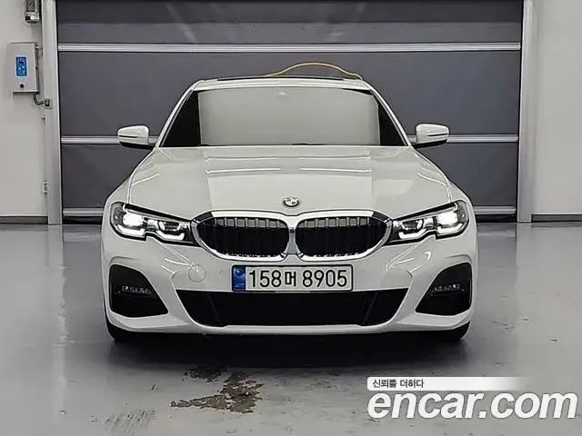 BMW 3 Series, 2021