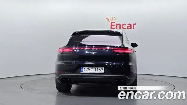 Porsche Cayenne, 2022