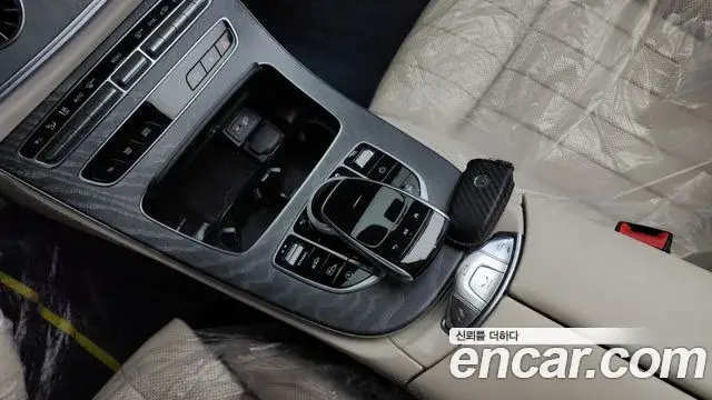 Mercedes-Benz E-Class, 2023